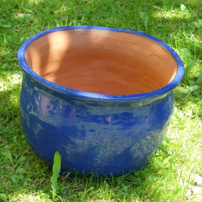 großer Terracottatopf